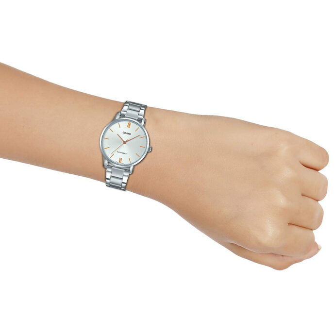 ⁦CASIO LTP-VT01D-7BUDF Montre Pour Femmes - Argent⁩ - الصورة ⁦4⁩